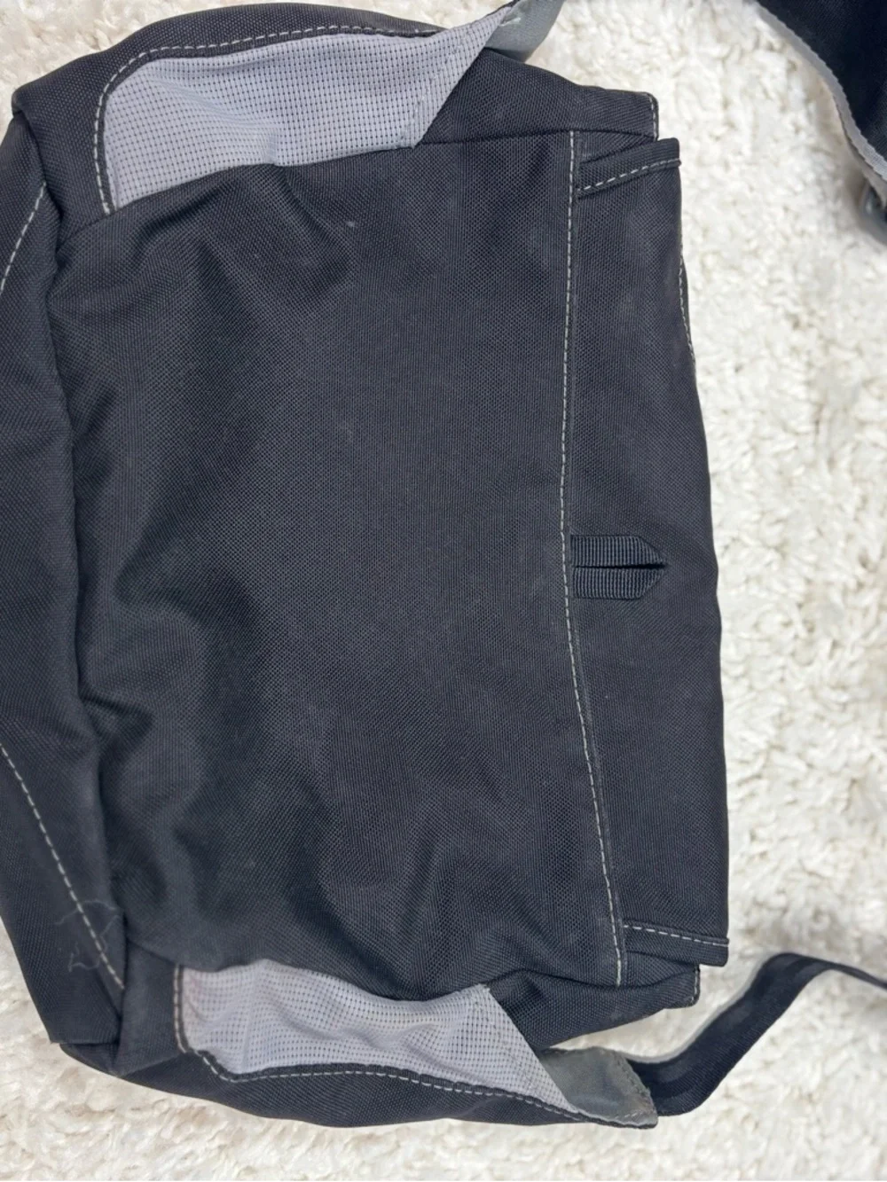 REI Messenger Laptop Bag Gray Black Crossbody Shoulder Travel Organizer EUC